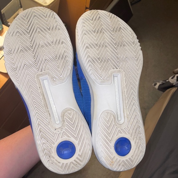 Under Armour Sneakers - Picture 4 of 4